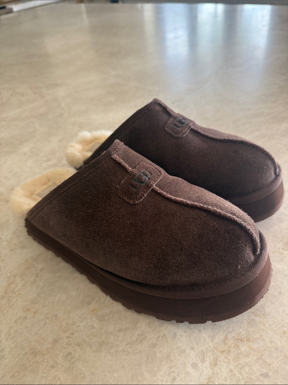 UGG Discoquette Slide Slipper In Burnt Cedar/natural